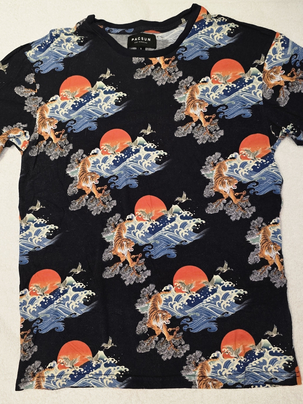 PacSun Black Short-Sleeve Tee with Orange Sun & Blue Wave Tiger Print Sz S